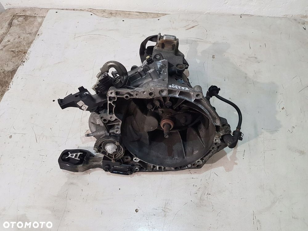 SKRZYNIA BIEGÓW 20ET52 1.5 HDI PEUGEOT CITROEN DS OPEL FIAT TOYOTA