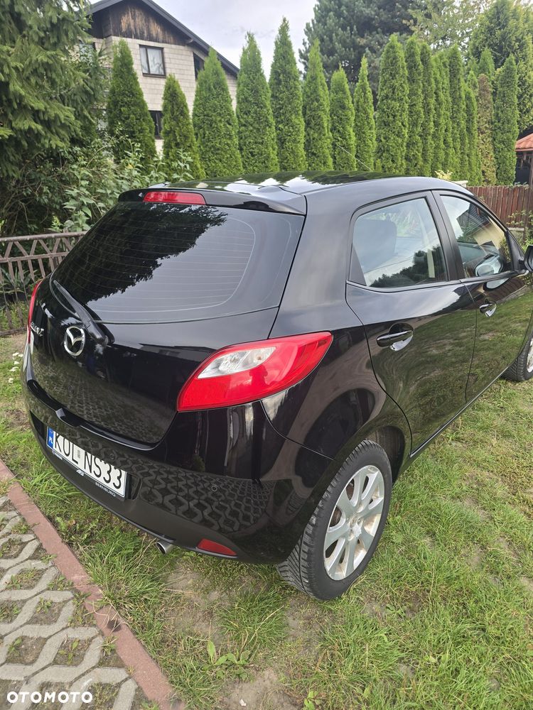 Mazda 2 - 3