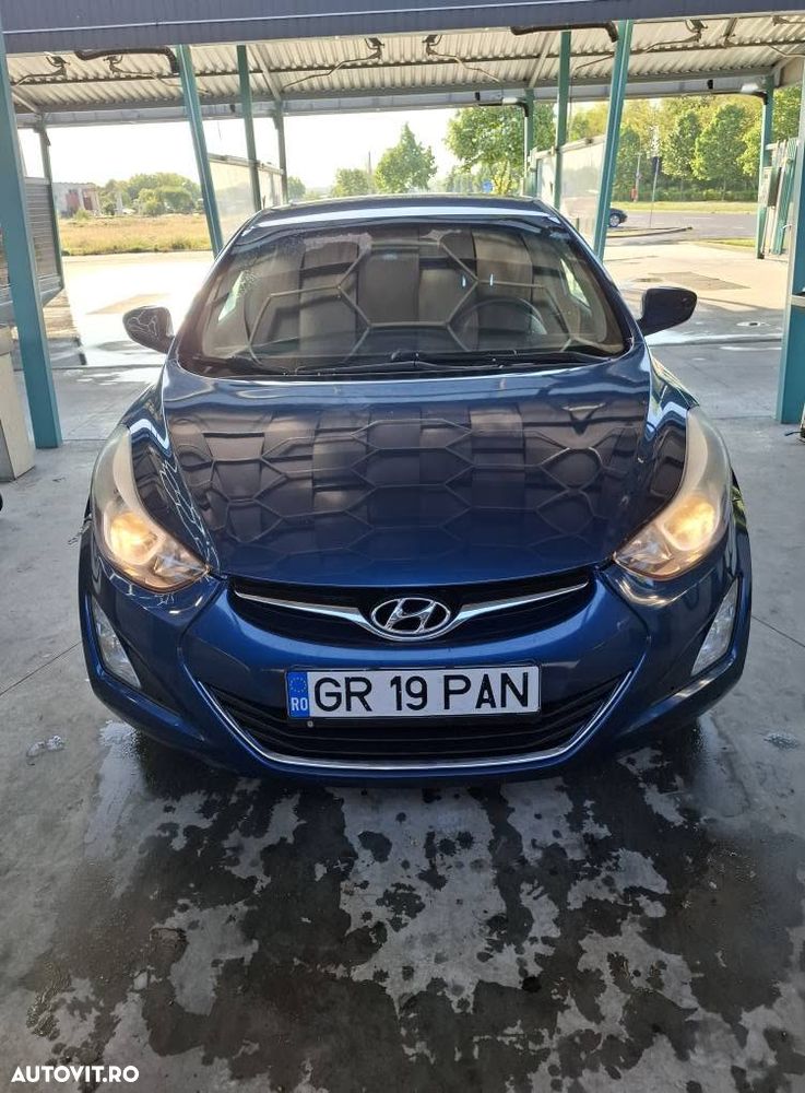 Hyundai Elantra 1.6 MPi Highway - 1