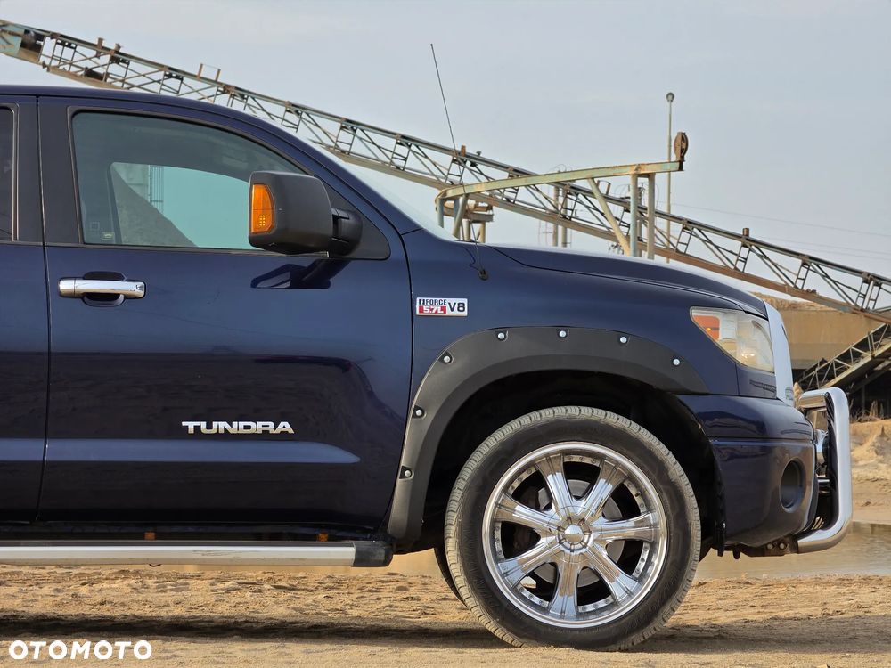 Toyota Tundra 5.7 4x4 Double Cab Limited - 4
