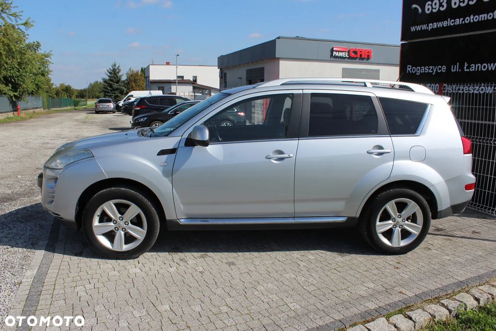 Peugeot 4007 - 5