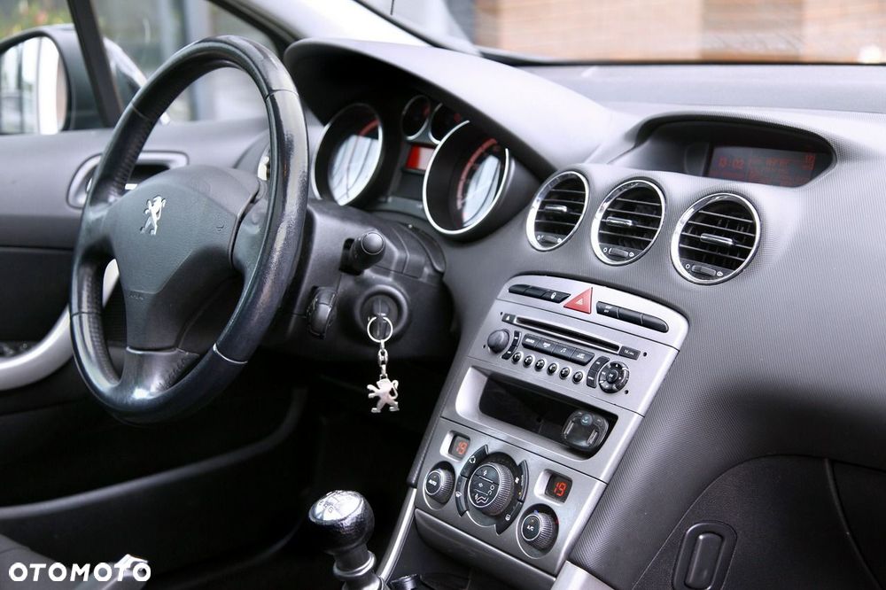 Peugeot 308 1.6 THP Active - 11