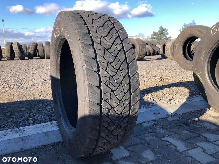 295/55R22.5 Opona GOODYEAR KMAX D GEN-2 Napęd k 2 - 1