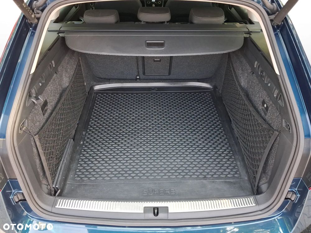 Skoda Superb 2.0 TDI Ambition - 16