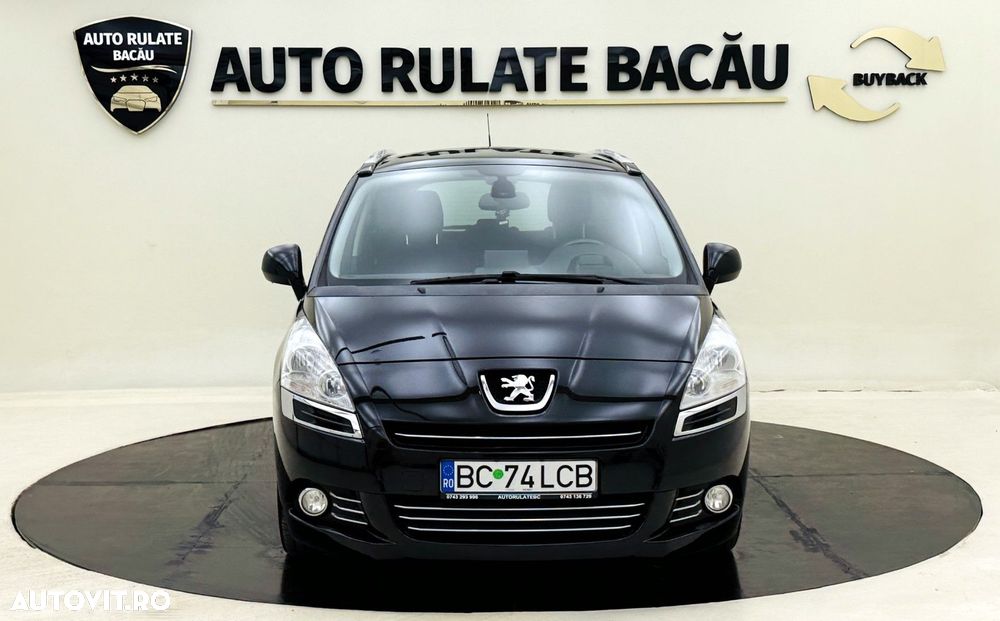 Peugeot 5008 - 10