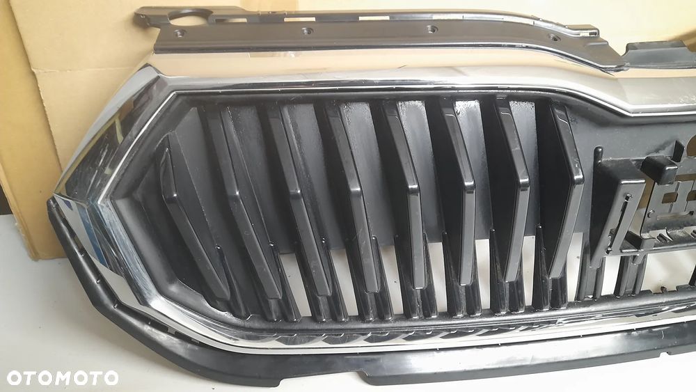 SKODA FABIA IV 4 GRILL ATRAPA CHŁODNICY 6VA853653 - 2