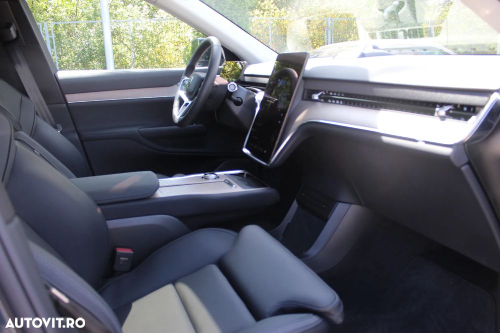 Volvo EX90 - 20