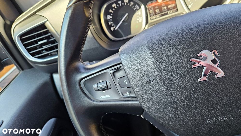 Peugeot Traveller L2 2.0 Business VIP - 34