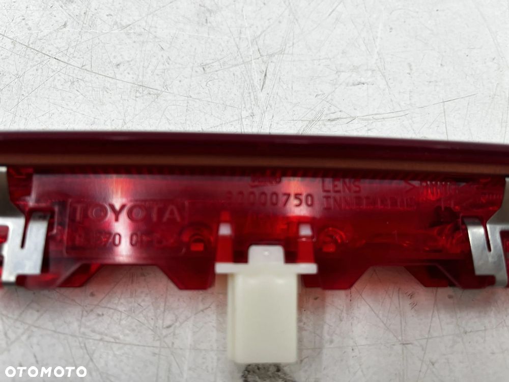 Lampa Toyota Yaris P13 3 III 11-20r. światło stop 81570-0d152 - 8