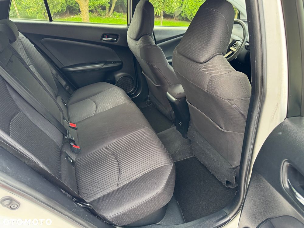 Toyota Prius Hybrid Comfort - 12