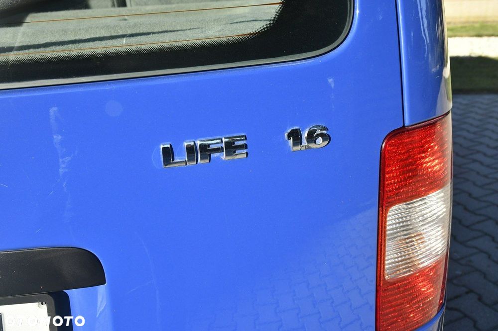 Volkswagen Caddy - 12