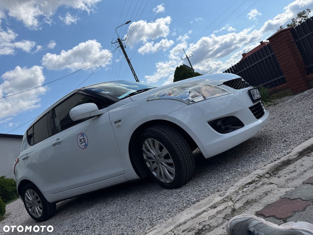 Suzuki Swift 1.3 DDiS GLX / Comfort - 2