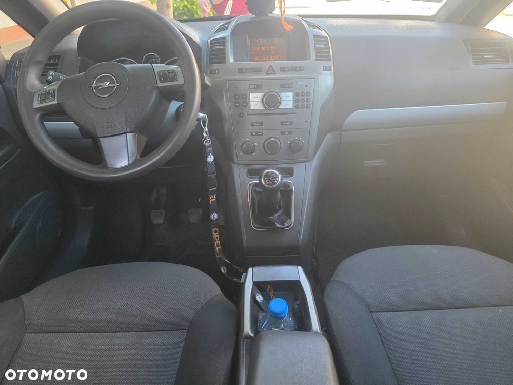 Opel Zafira - 7