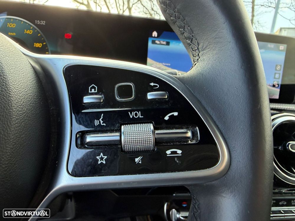 Mercedes-Benz CLA 180 d Shooting Brake Progressive Aut. - 19