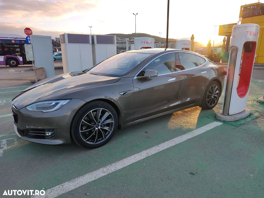 Tesla Model S 75 - 4