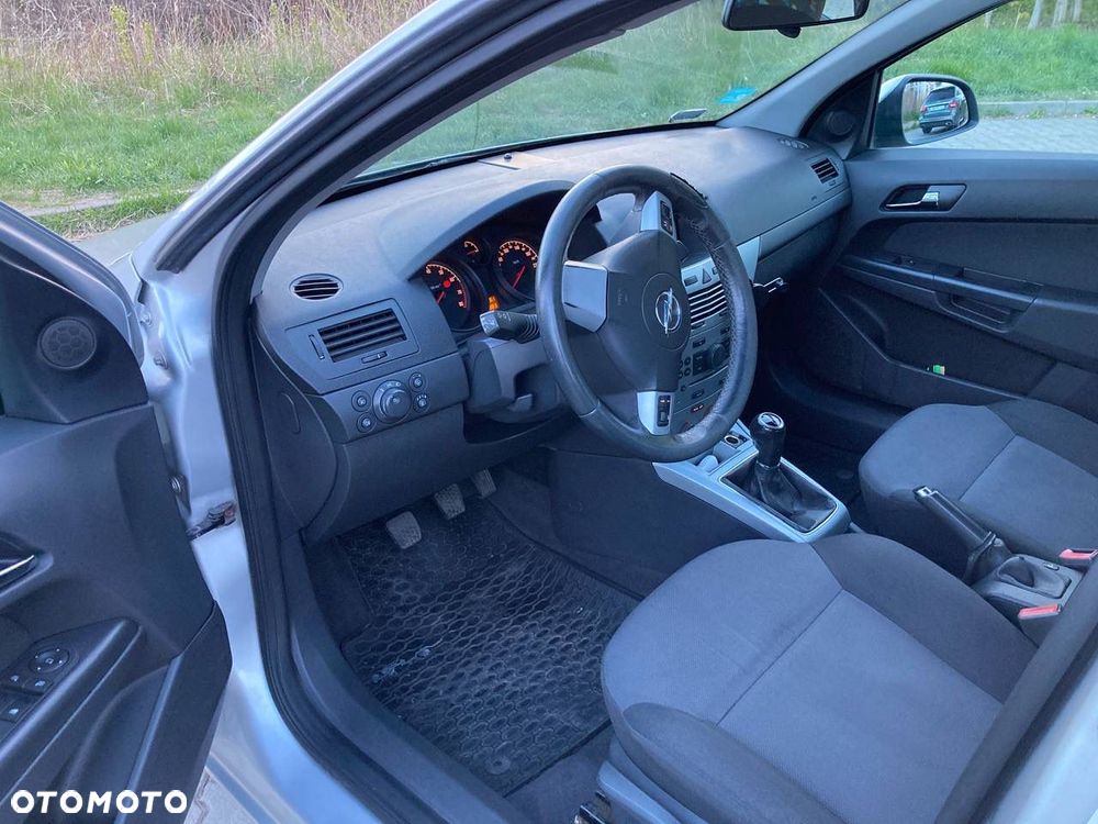 Opel Astra 1.6 - 15