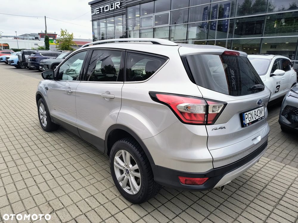 Ford Kuga - 4