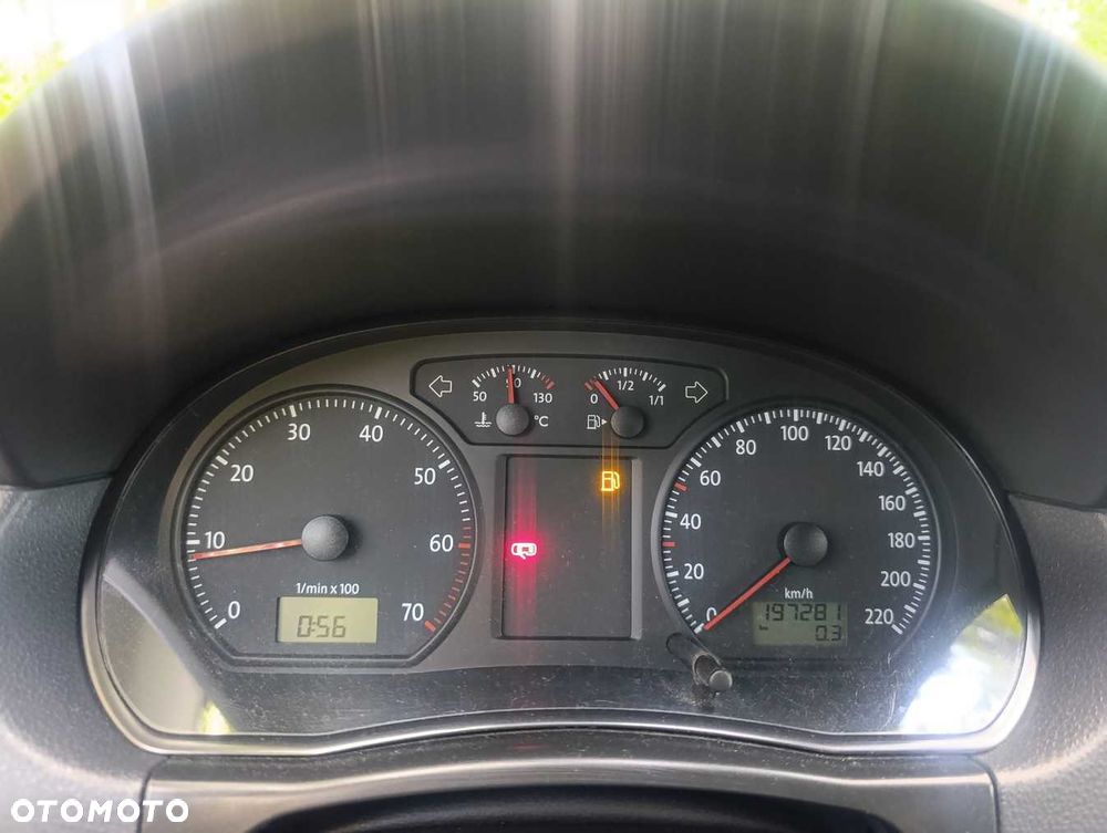 Volkswagen Polo - 8