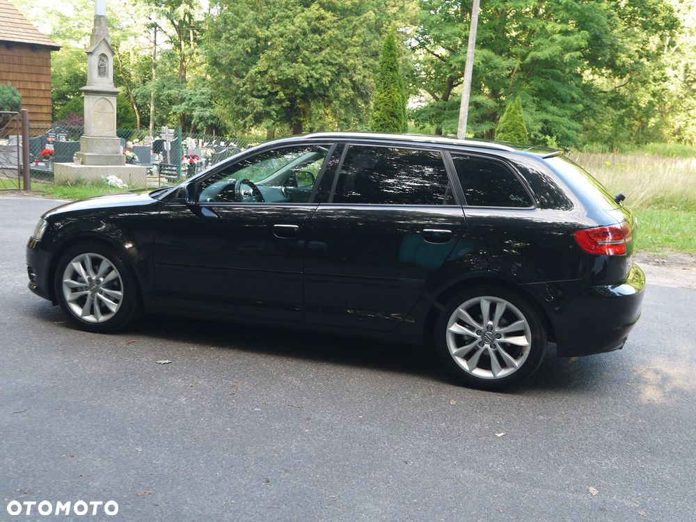 Audi A3 Sportback 1.6 Attraction - 2