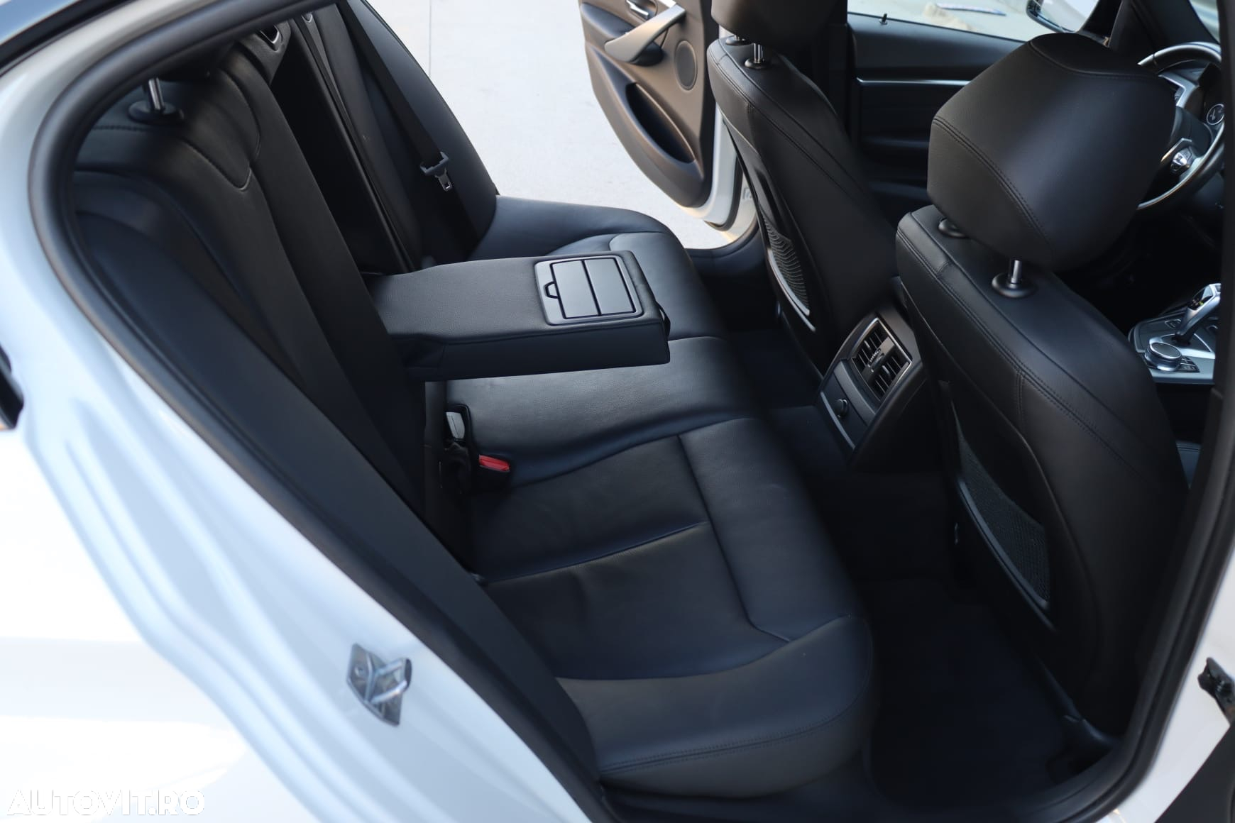 BMW Seria 3 - 10