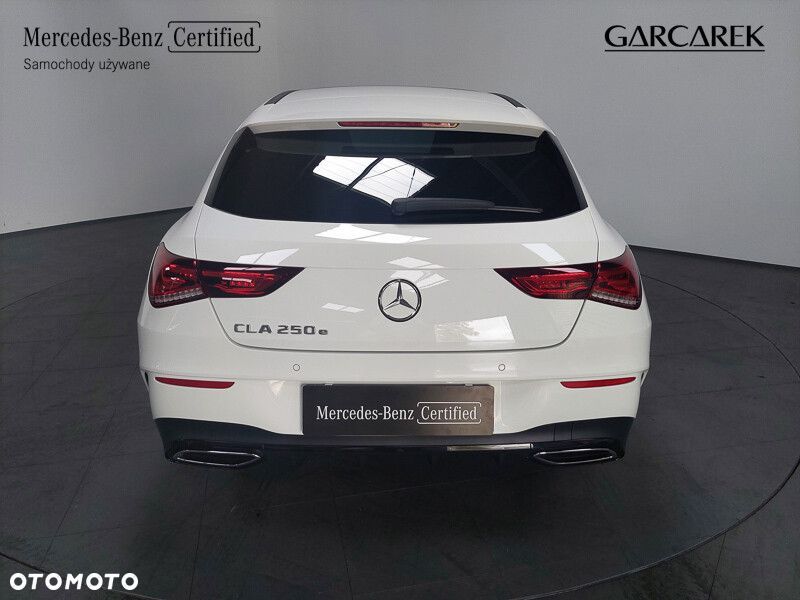 Mercedes-Benz CLA - 7