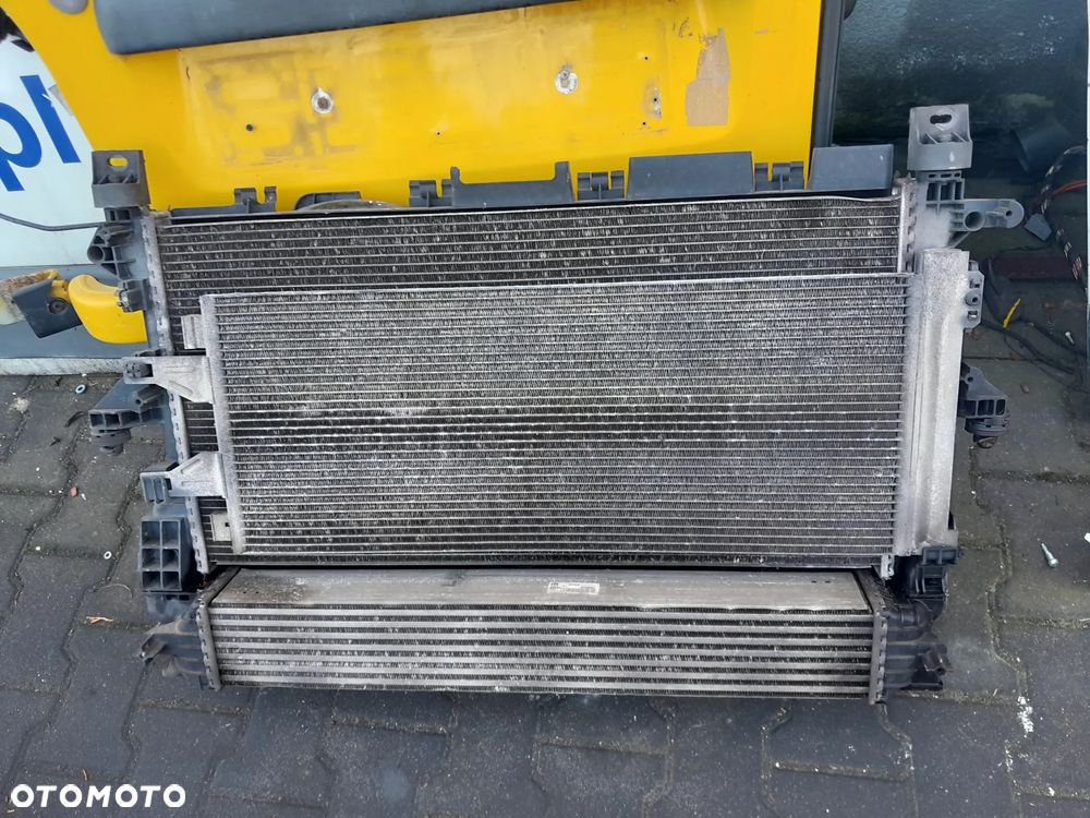 Komplet chłodnic z wentylatorami Peugeot Boxer 2.0 BlueHDI 18r - 1