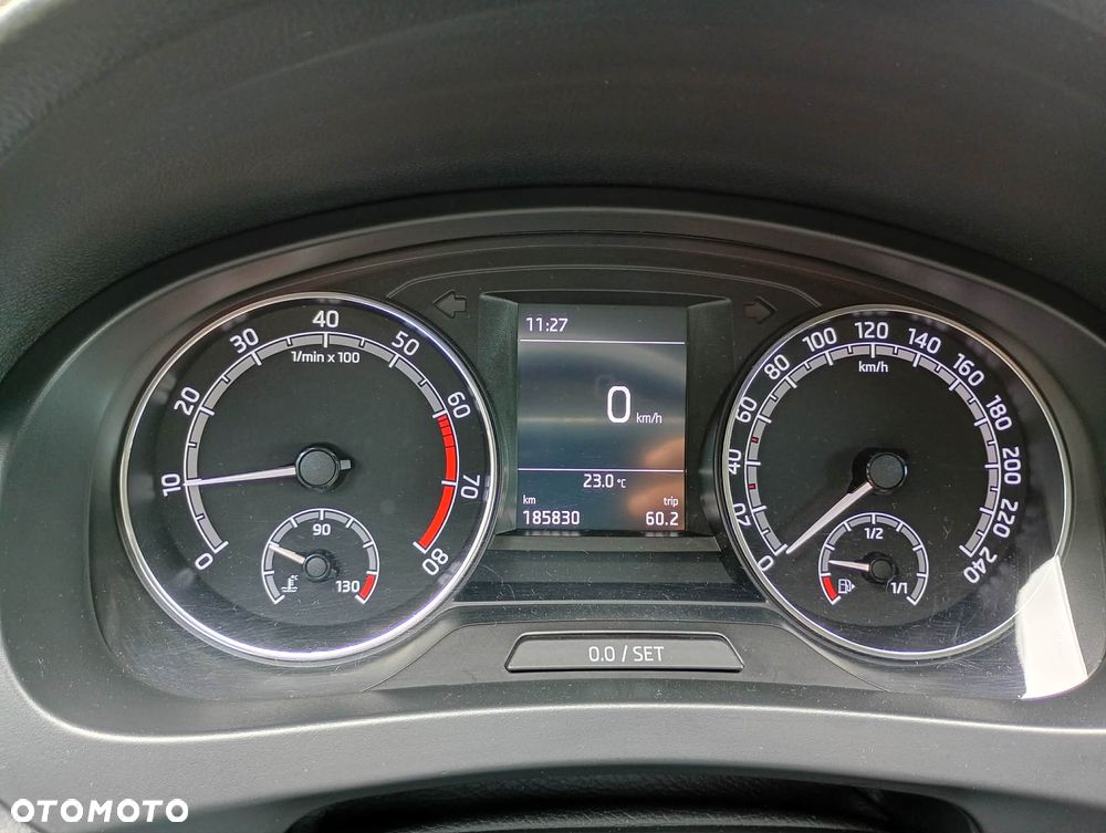 Skoda RAPID 1.0 TSI Ambition - 12