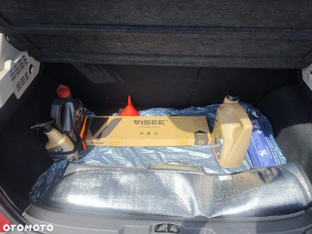 Peugeot 207 75 Urban Move - 13
