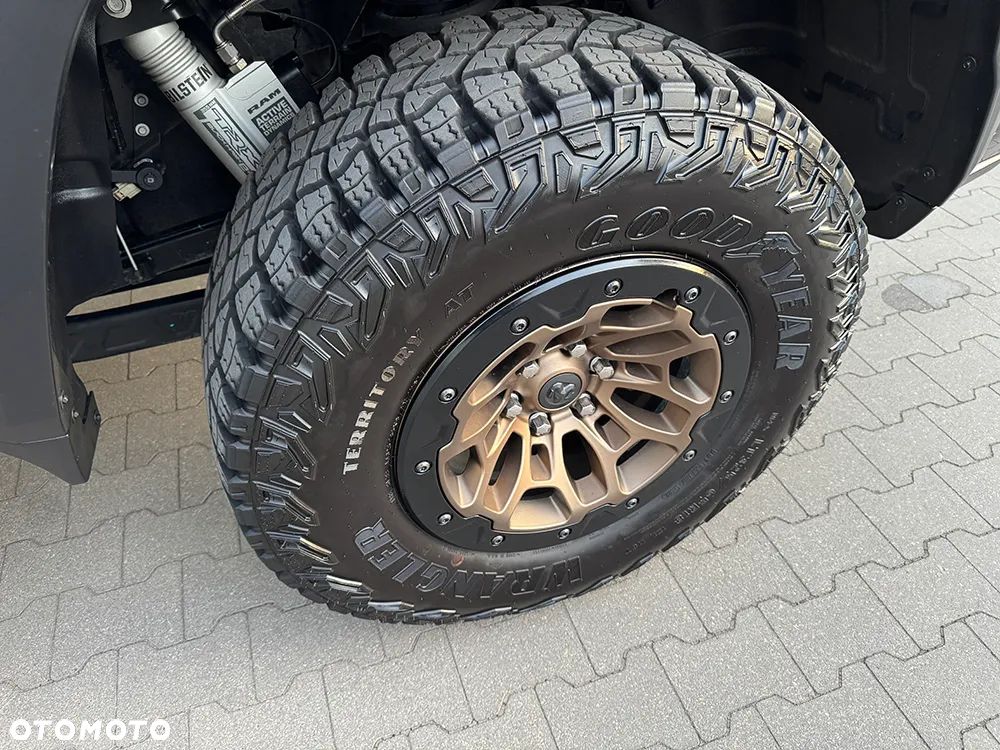 RAM 1500 TRX - 16