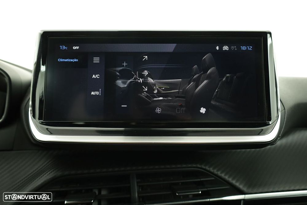 Peugeot 2008 1.2 PureTech Allure - 12