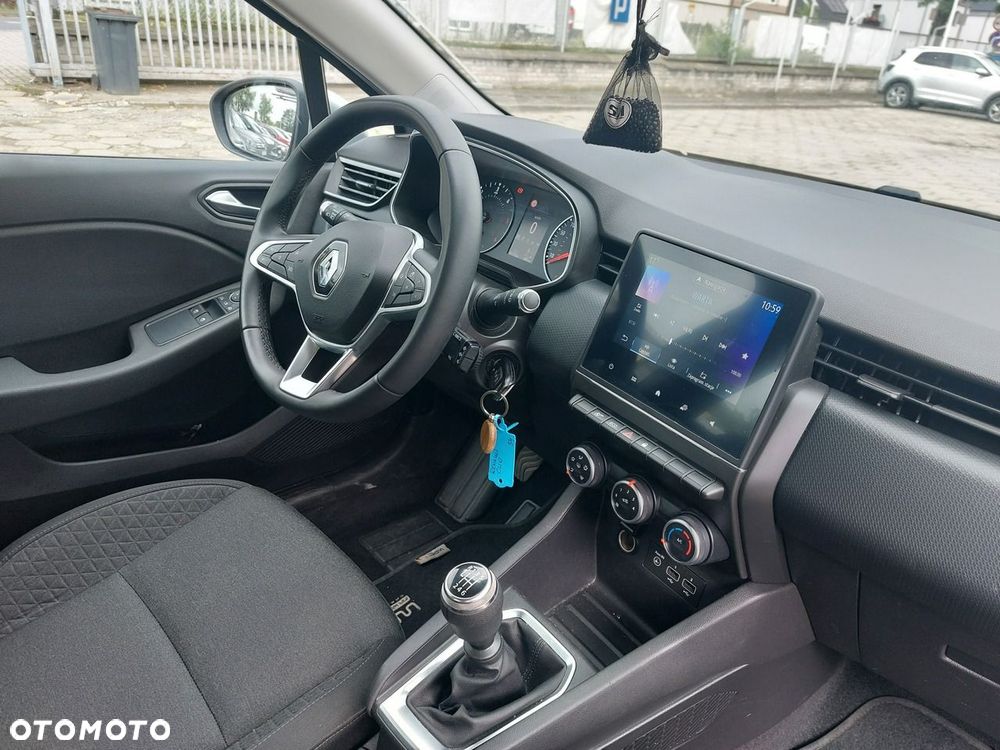 Renault Clio - 12