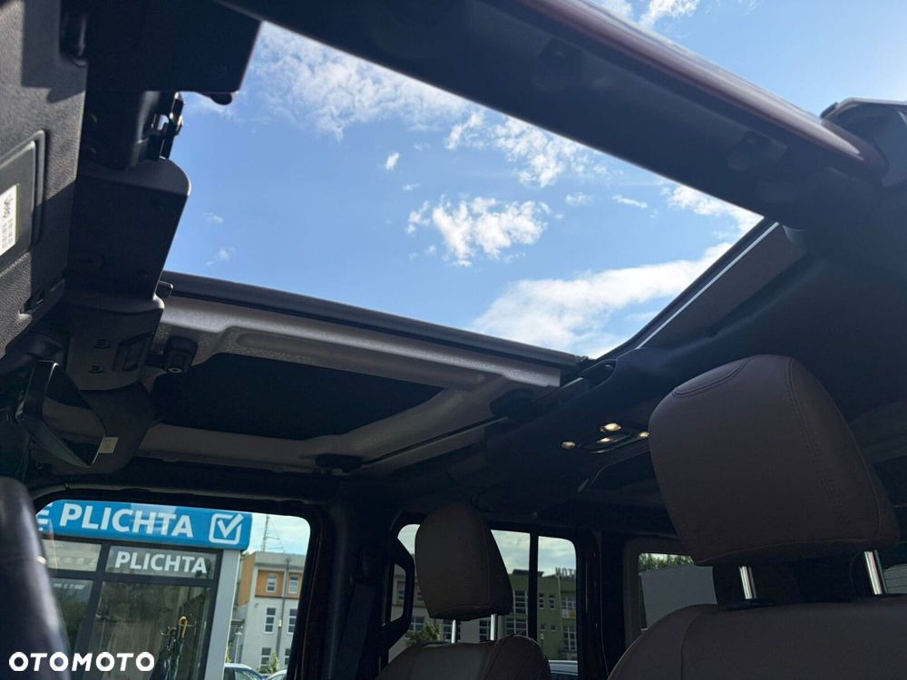 Jeep Wrangler - 19