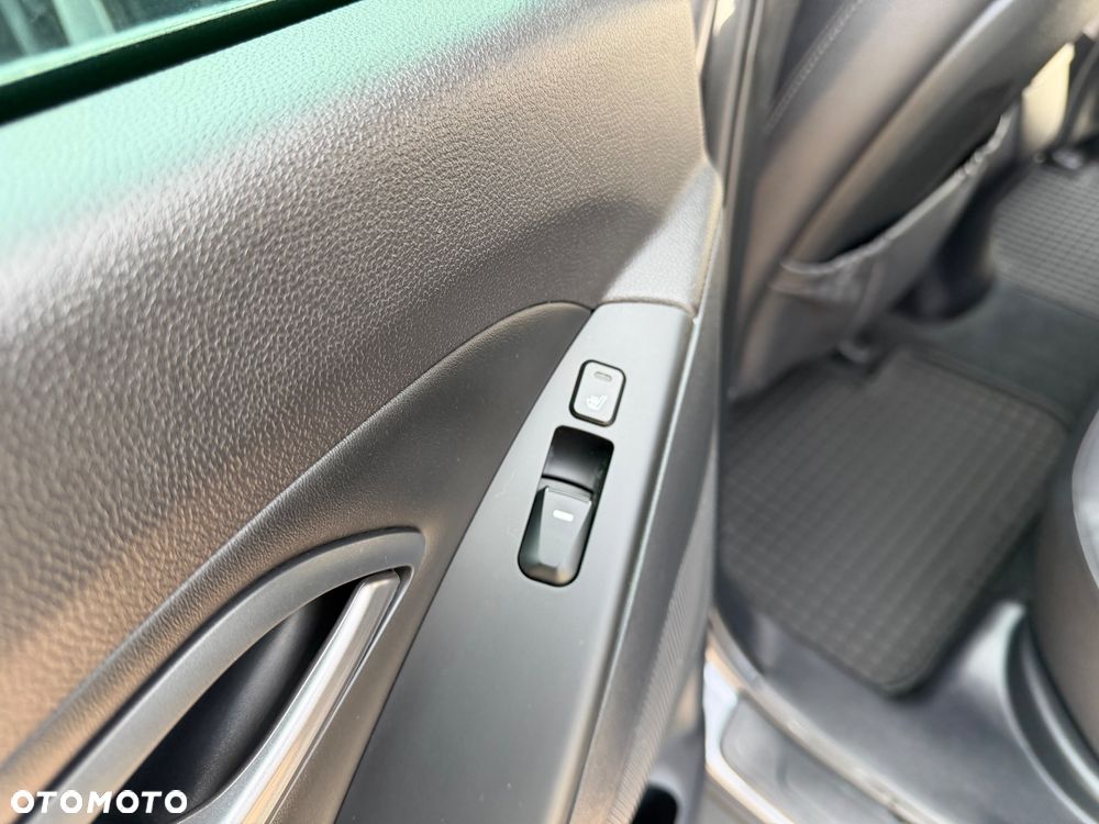 Hyundai ix35 1.7 CRDi 2WD blue Trend - 31