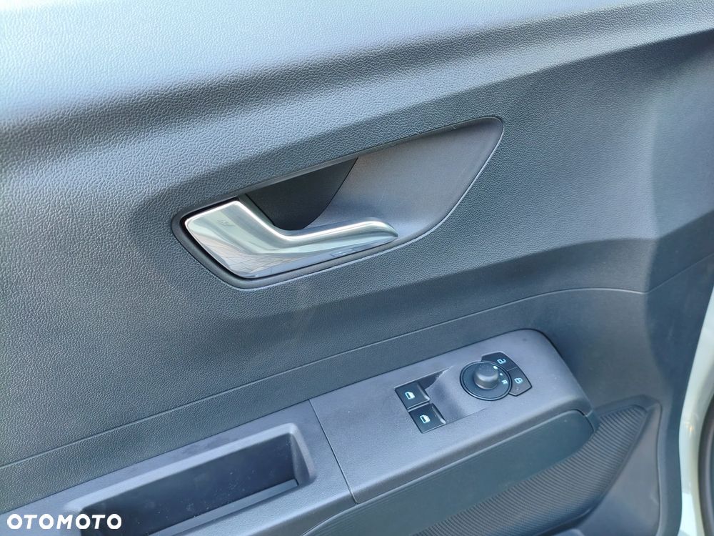 Ford Tourneo Courier 1.0 EcoBoost Trend - 13