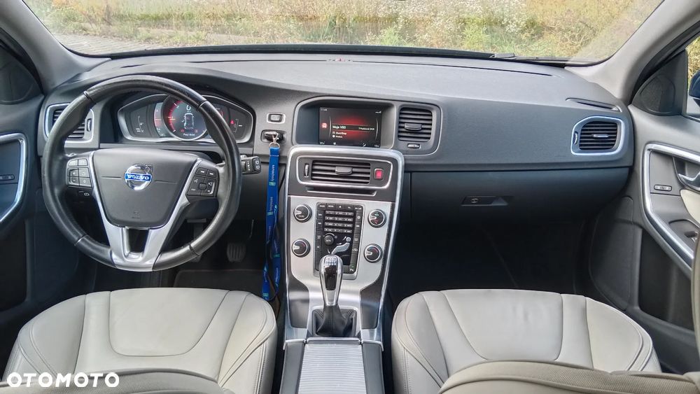 Volvo V60 D2 Drive-E Ocean Race - 32