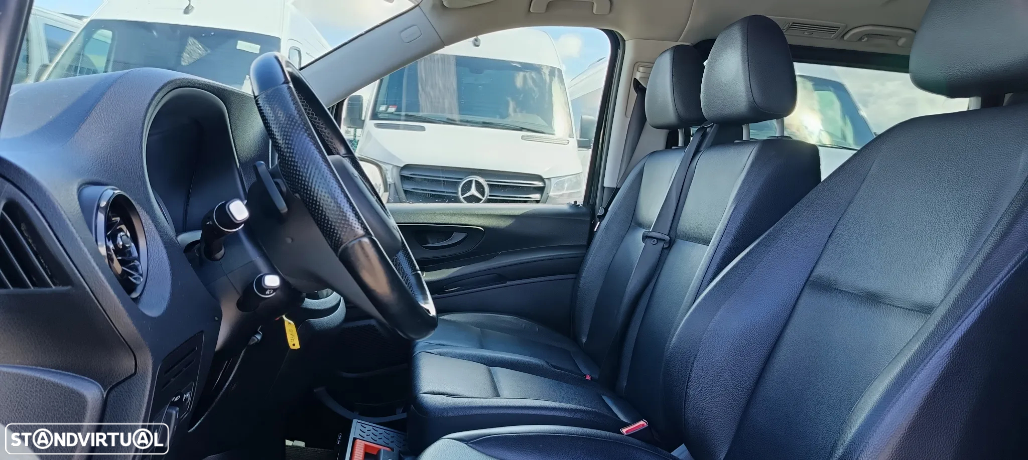 Mercedes-Benz eVito 129 Tourer Pro Extra longo - 20