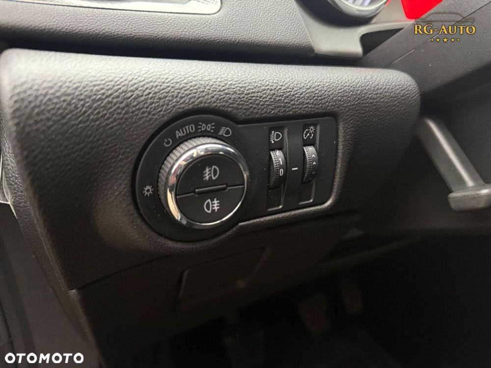 Opel Astra - 39