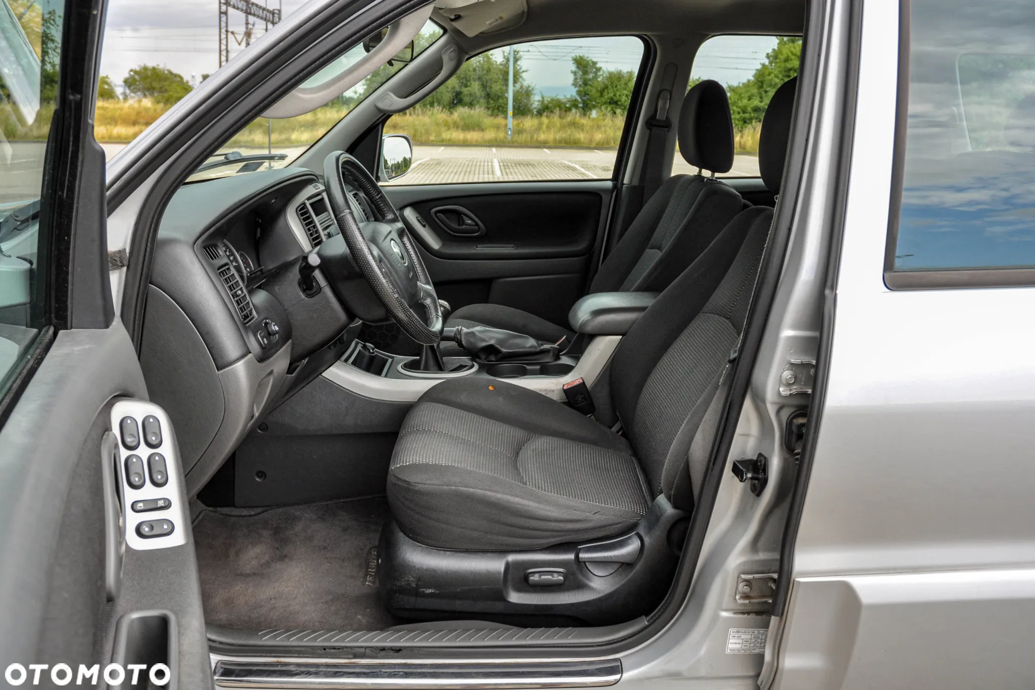 Mazda Tribute 2.3 Comfort - 7