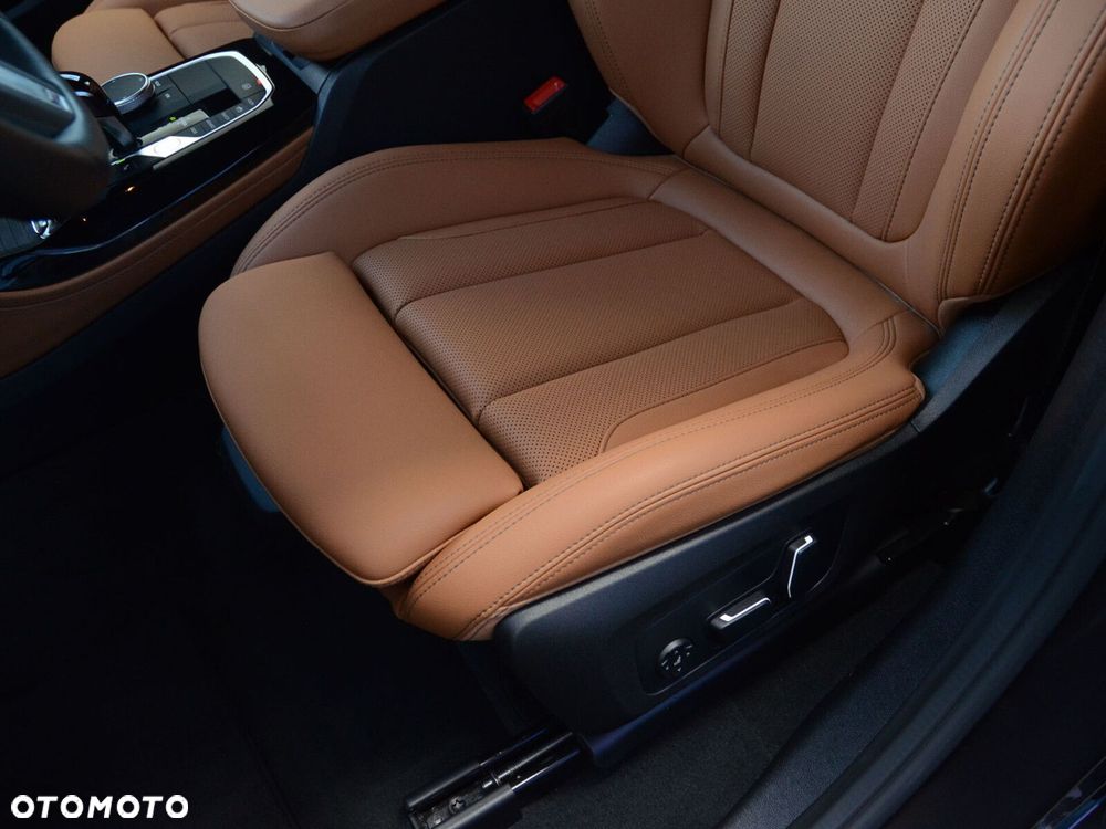 BMW X4 - 24