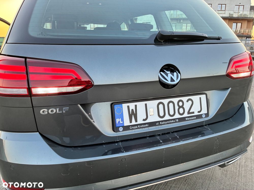 Volkswagen Golf - 26
