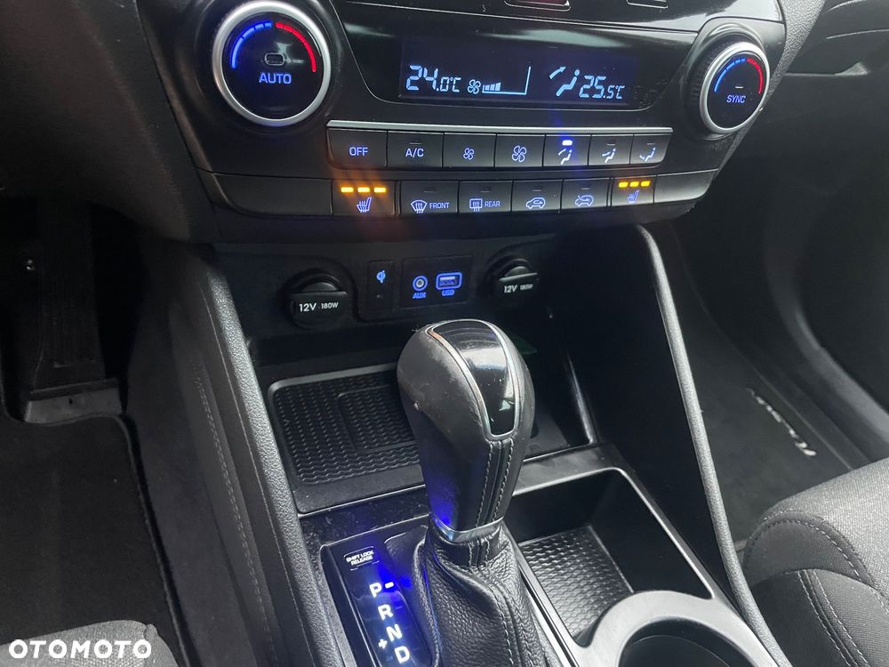 Hyundai Tucson blue 1.6 CRDi 2WD DCT Style - 9