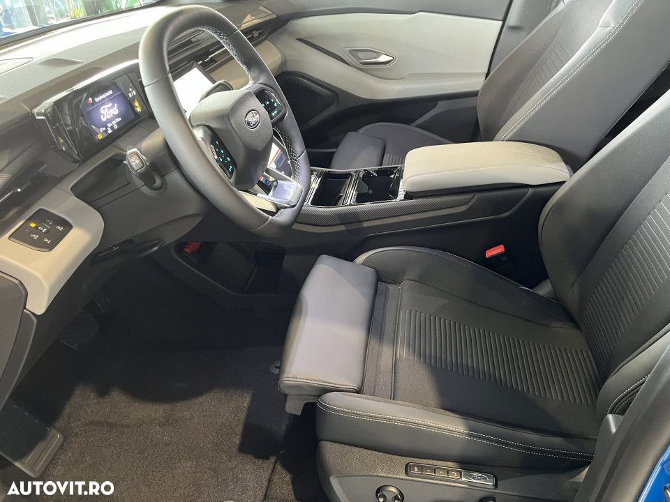 Ford Explorer - 17