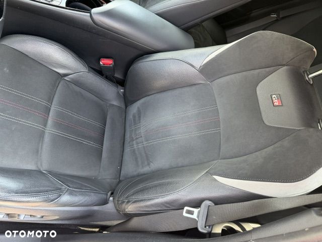 Toyota C-HR 2.0 Hybrid GR Sport - 18