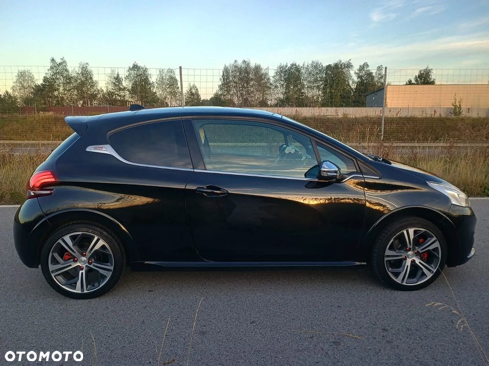 Peugeot 208 1.6 e-THP GTi S&S - 2