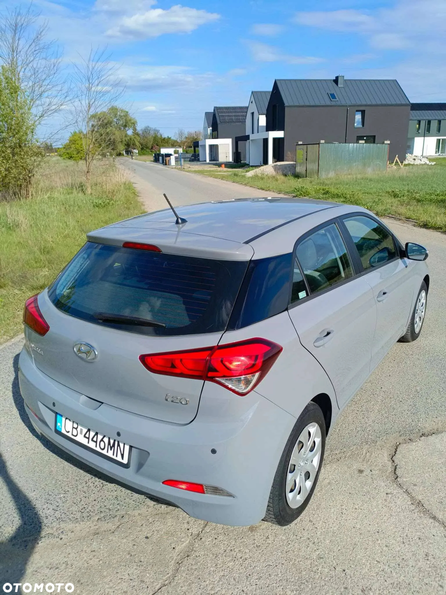 Hyundai i20 1.1 CRDi Comfort - 13