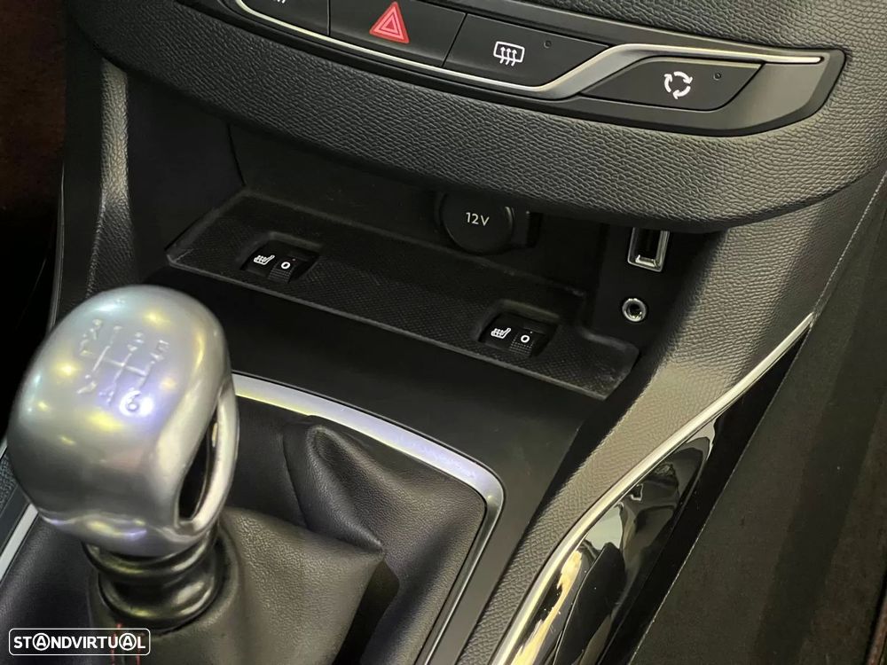 Peugeot 308 1.2 PureTech GT Line - 13