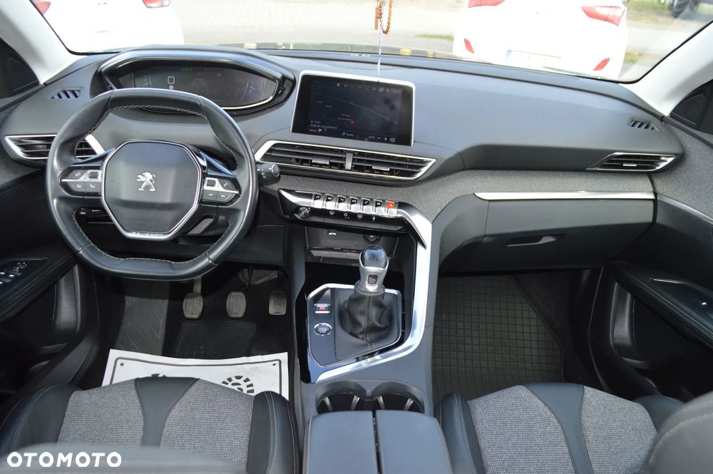 Peugeot 5008 1.5 BlueHDi Active S&S - 16