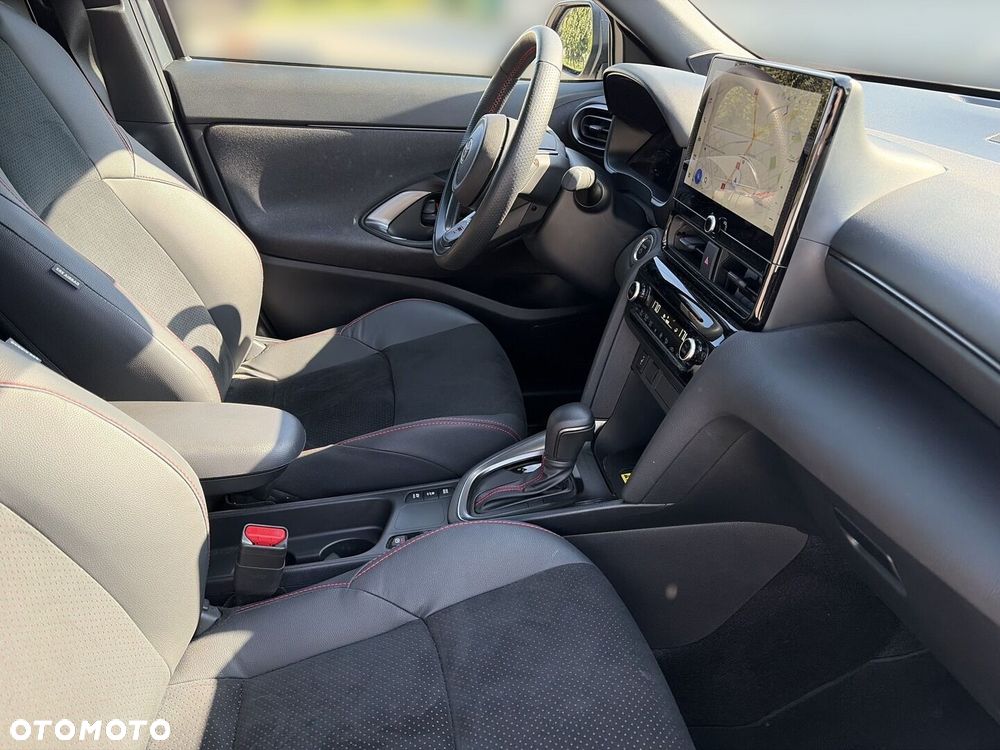 Toyota Yaris Cross Hybrid 1.5 GR Sport - 11