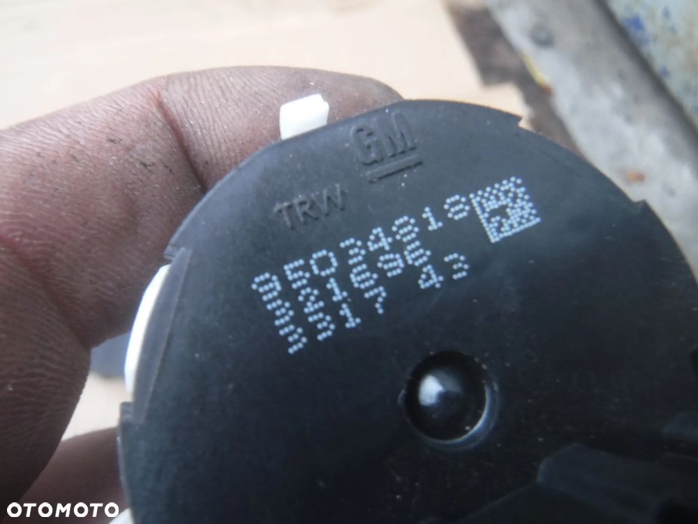 Opel Mokka 12-16 przelacznik lusterek 95034818 - 2