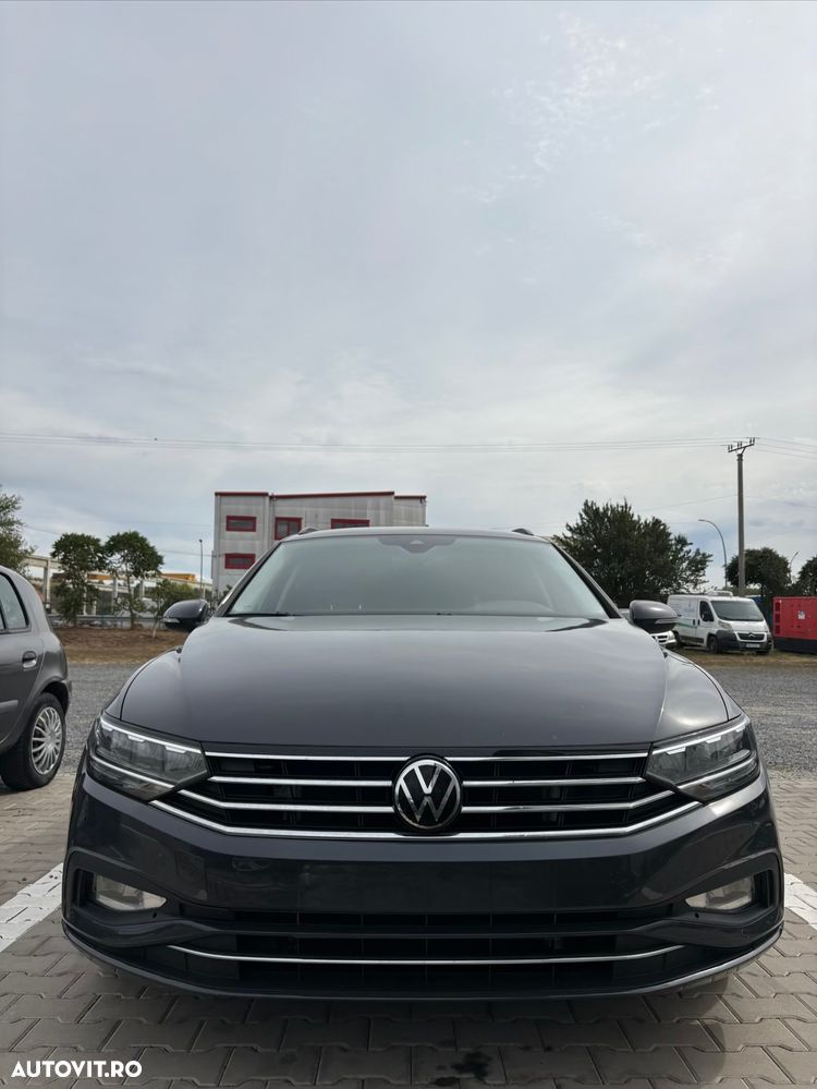 Volkswagen Passat 2.0 TDI SCR DSG Comfortline - 12